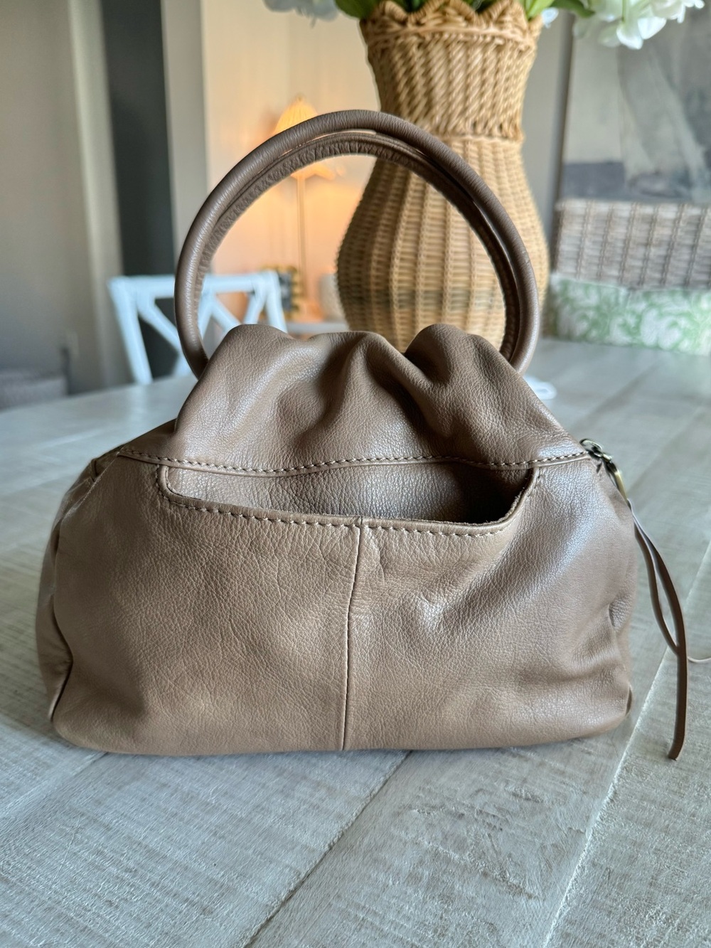 HOBO International Darling Leather Slouchy Satchel Bag Taupe Top Handle - Picture 5 of 13